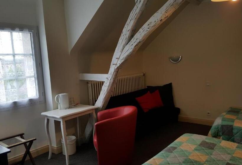 هتل Hôtel Du Puy D Alon