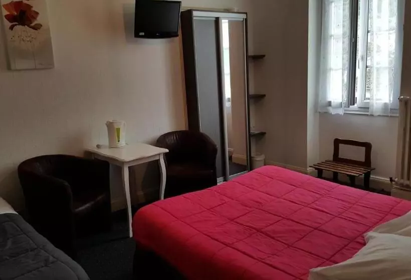 Отель Hôtel Du Puy D Alon