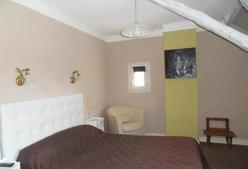 Отель Hôtel Du Puy D Alon