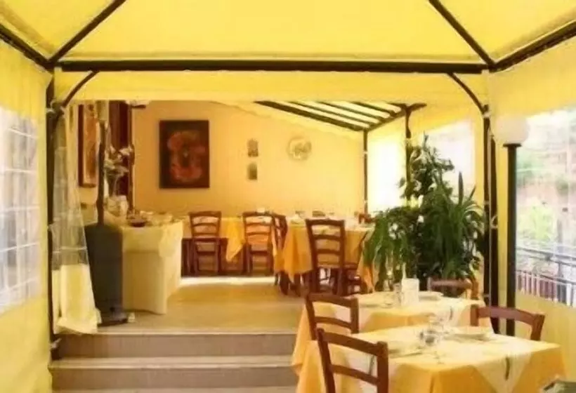 ホテル Il Borgonuovo