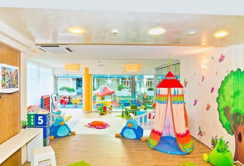 ホテル Montecarlo