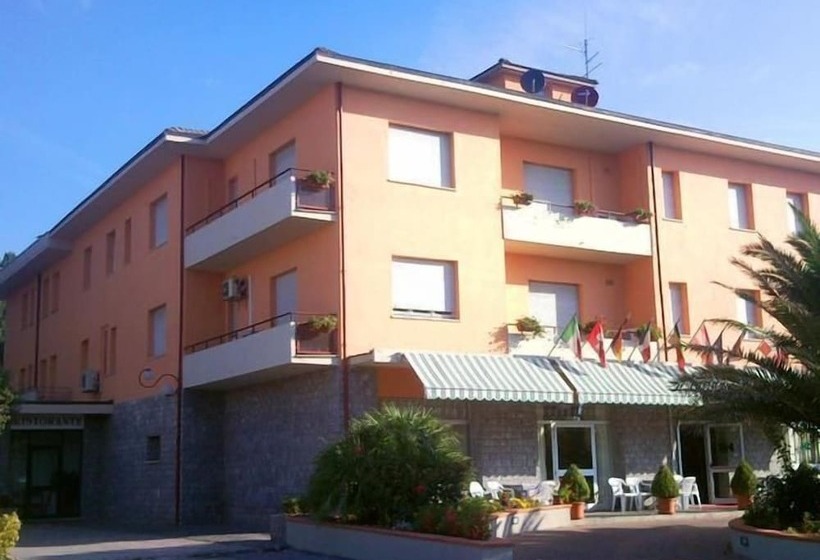 호텔 Trasimeno Bittarelli