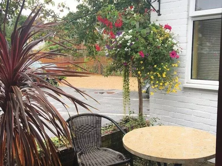 Penny Farthing Hotel & Cottages