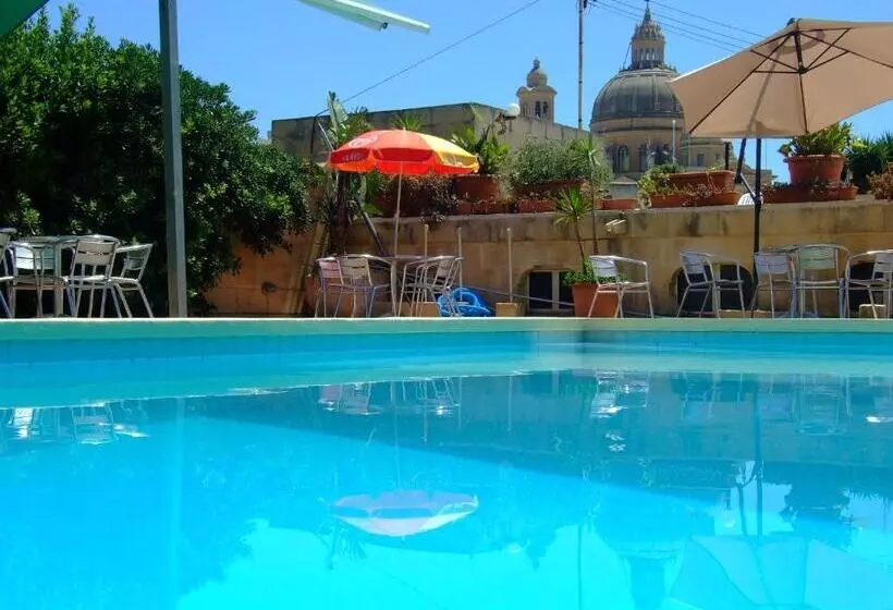 پانسیون Mariblu