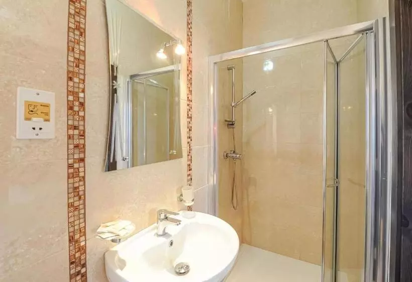 پانسیون Mariblu