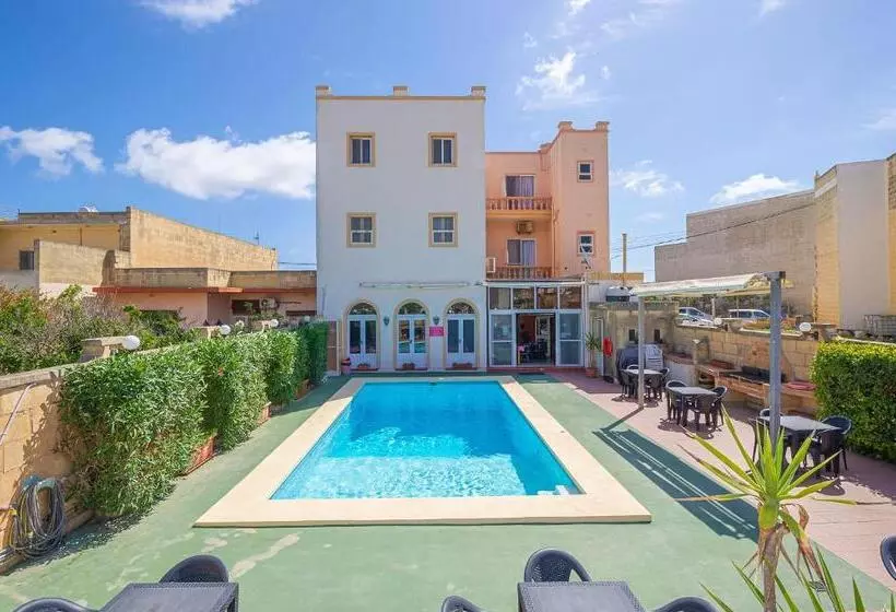 پانسیون Mariblu