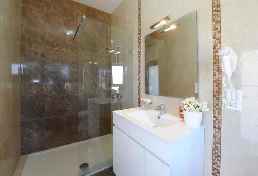 پانسیون Mariblu