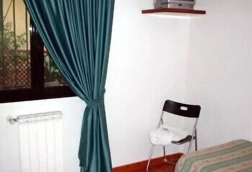 Hotelli Albergo Sonia