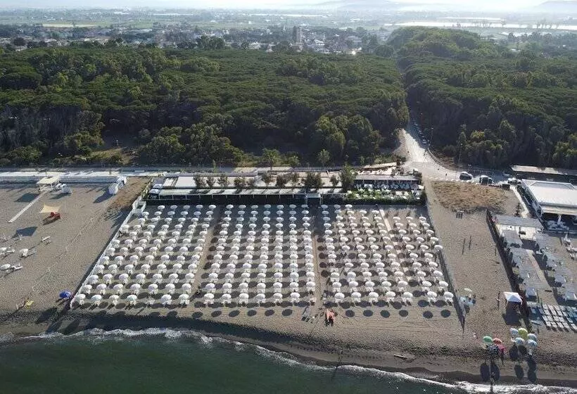 בית מלון כפרי Ariston