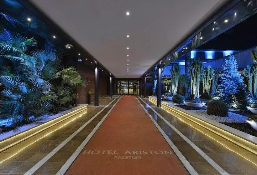 בית מלון כפרי Ariston