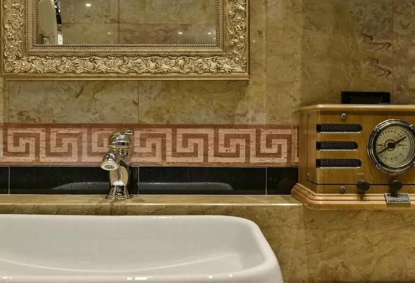 בית מלון כפרי Ariston