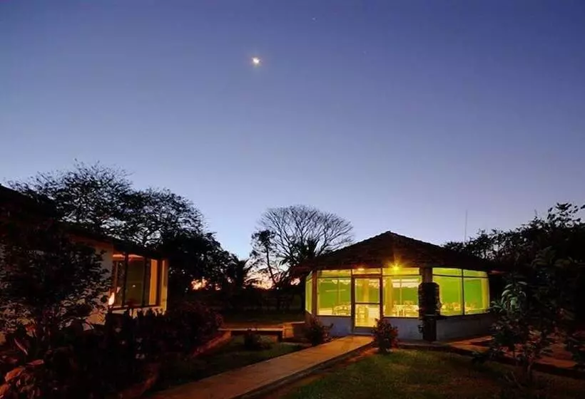 Отель Barra Mansa Lodge