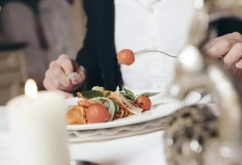 فندق Engel Gourmet&spa