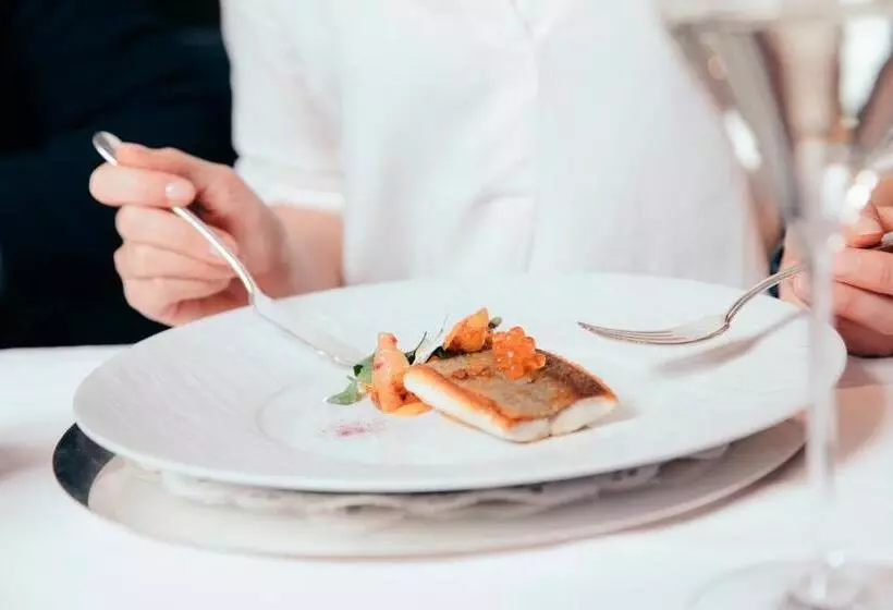 فندق Engel Gourmet&spa