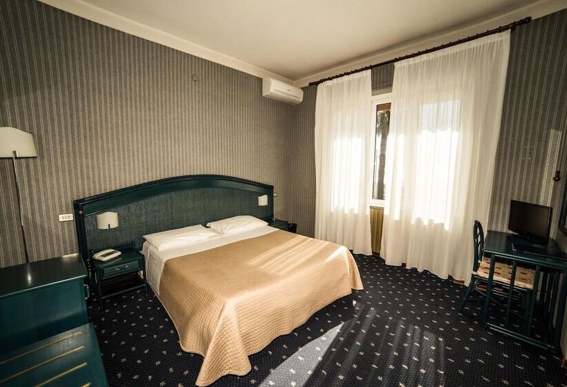 בית מלון כפרי Kristina