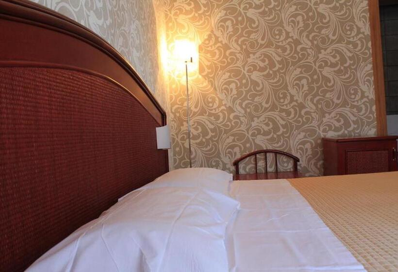 בית מלון כפרי Kristina