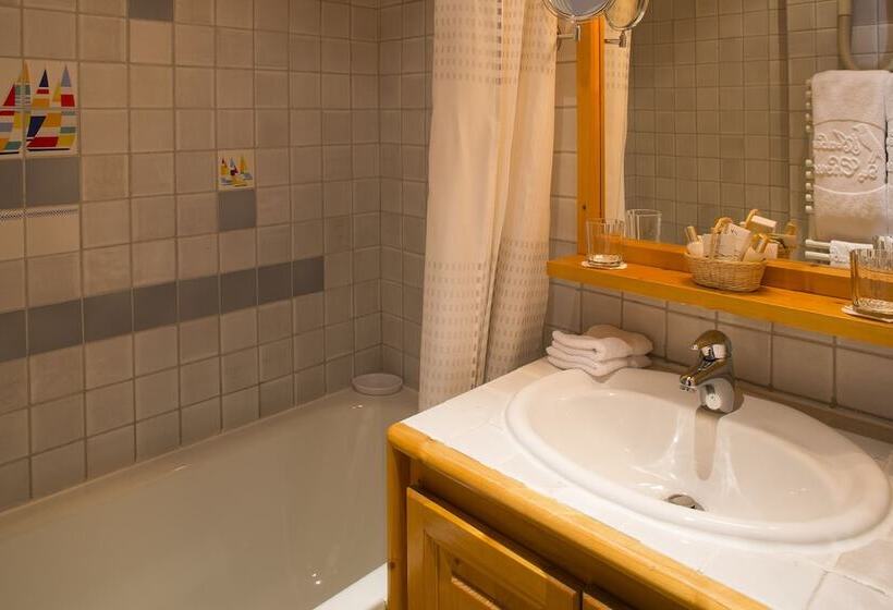 ホテル L Auberge Du Choucas