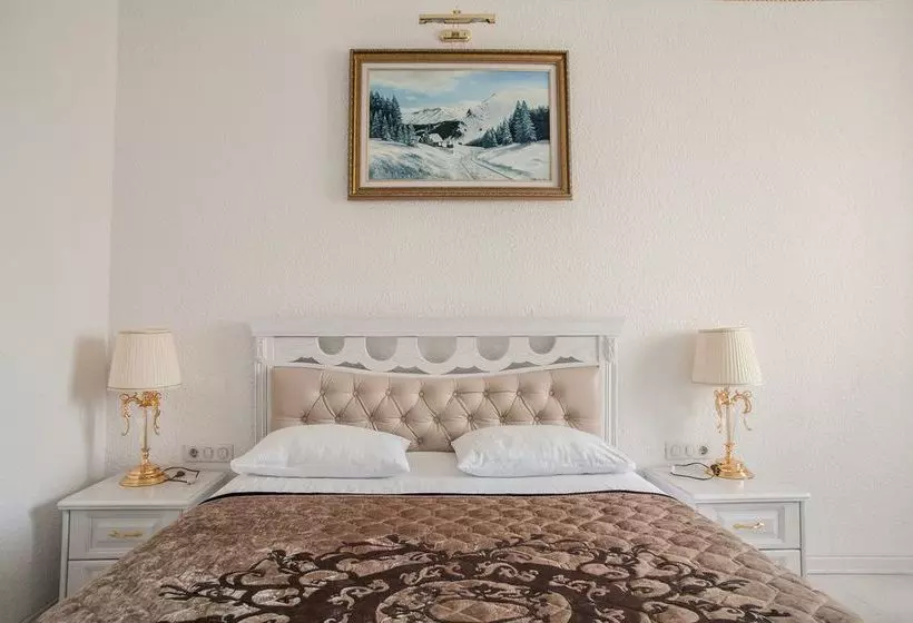 هتل Nabat Palace