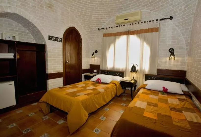 Szálloda Nesima Resort