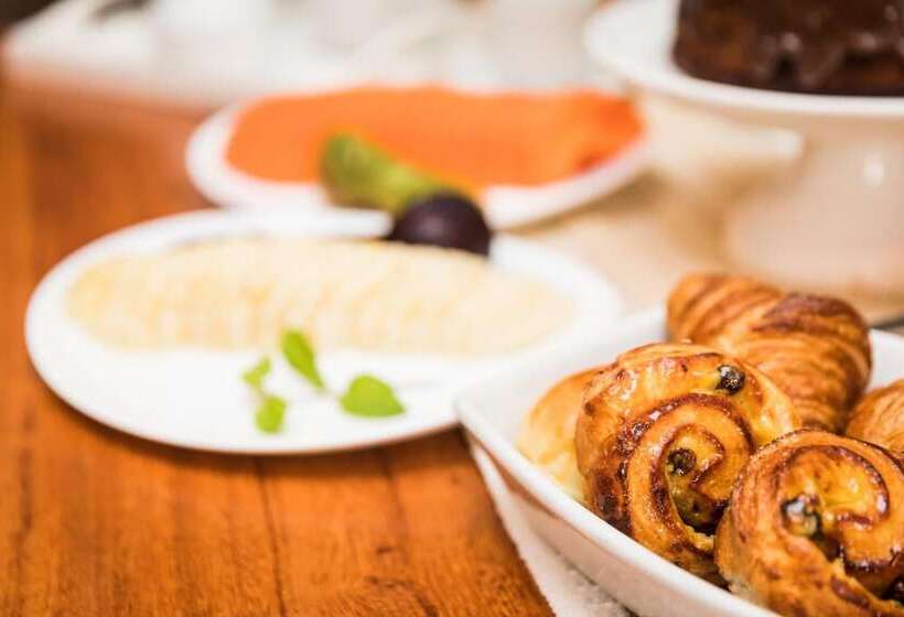 هتل Pousada Encantare