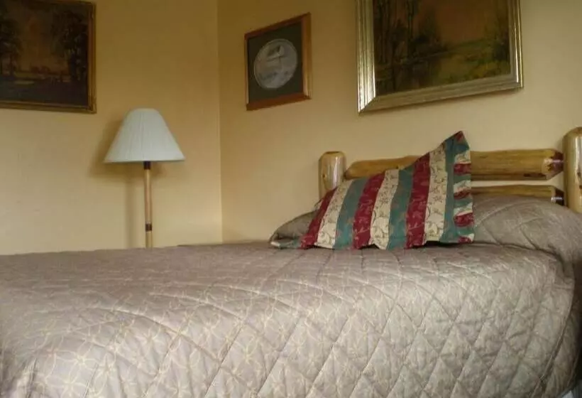 Отель Rainbow Lodge