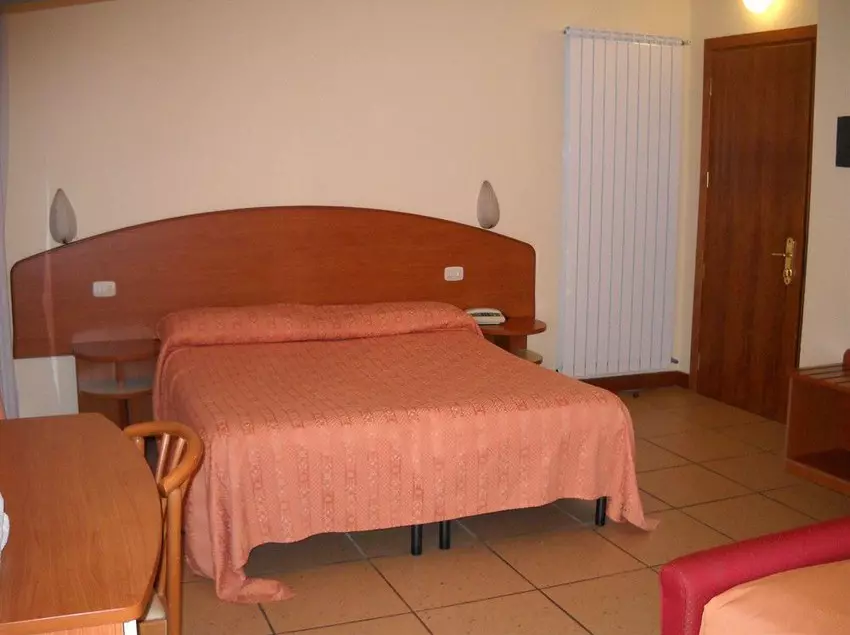 فندق Ristorante Sayonara Srl