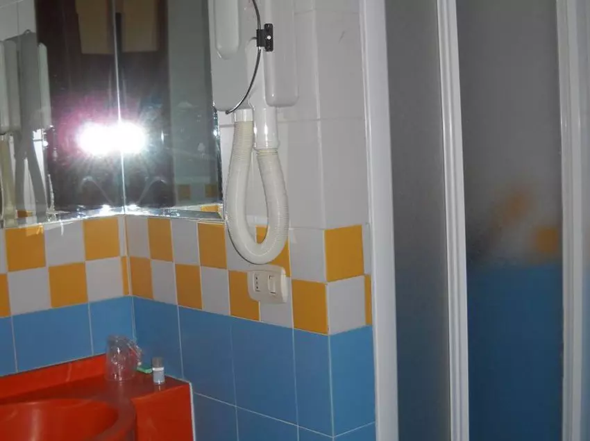 فندق Ristorante Sayonara Srl