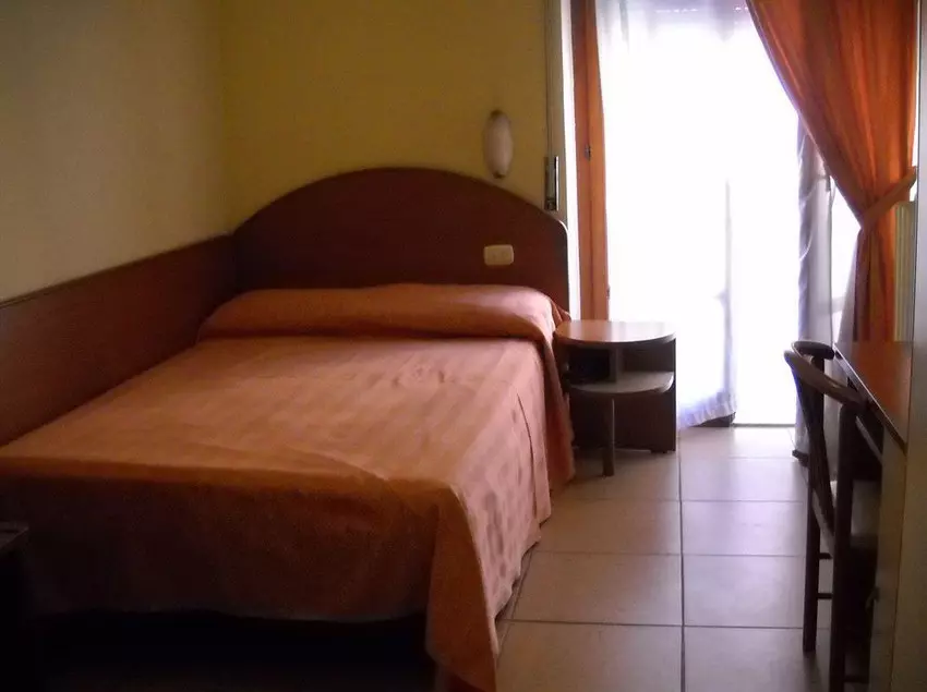 فندق Ristorante Sayonara Srl