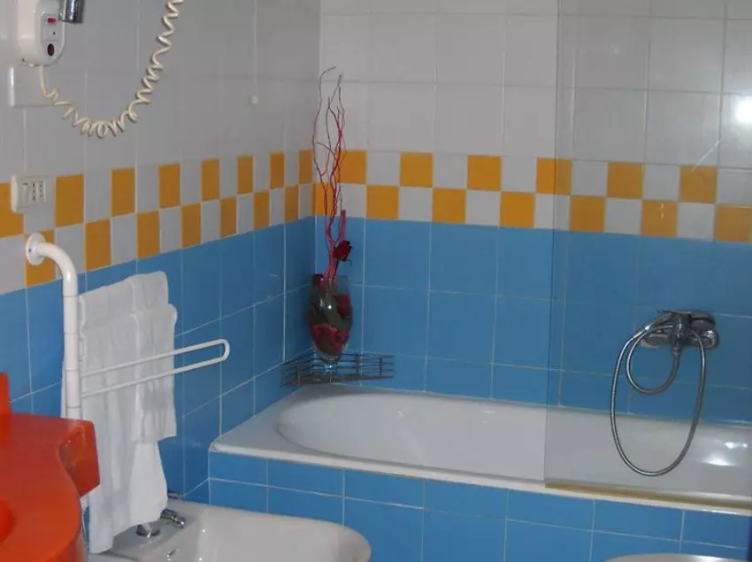 فندق Ristorante Sayonara Srl