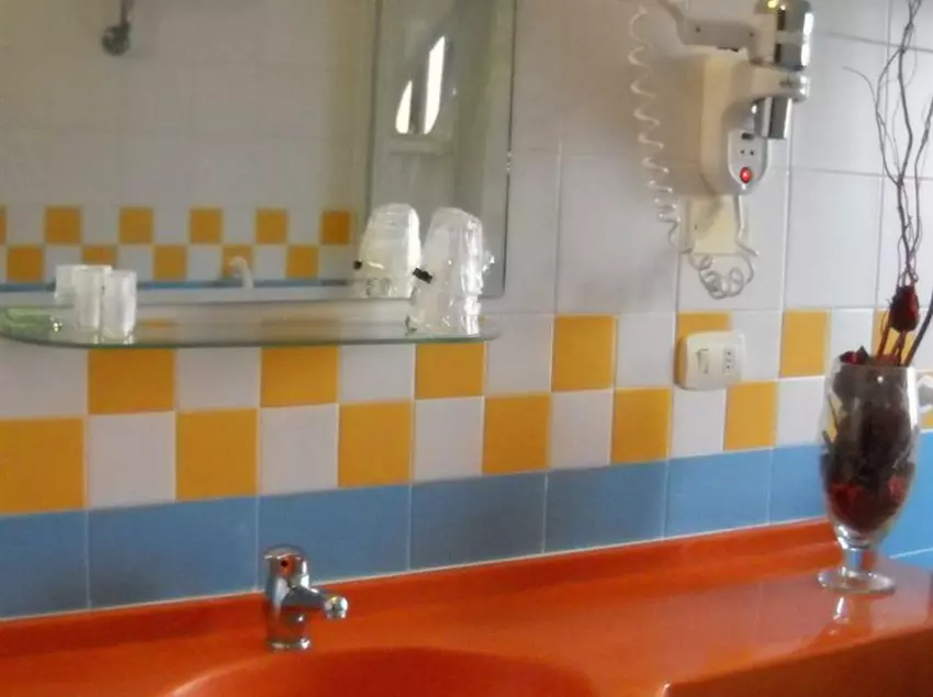 فندق Ristorante Sayonara Srl