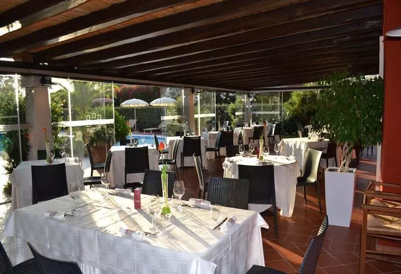 فندق Sa Contonera