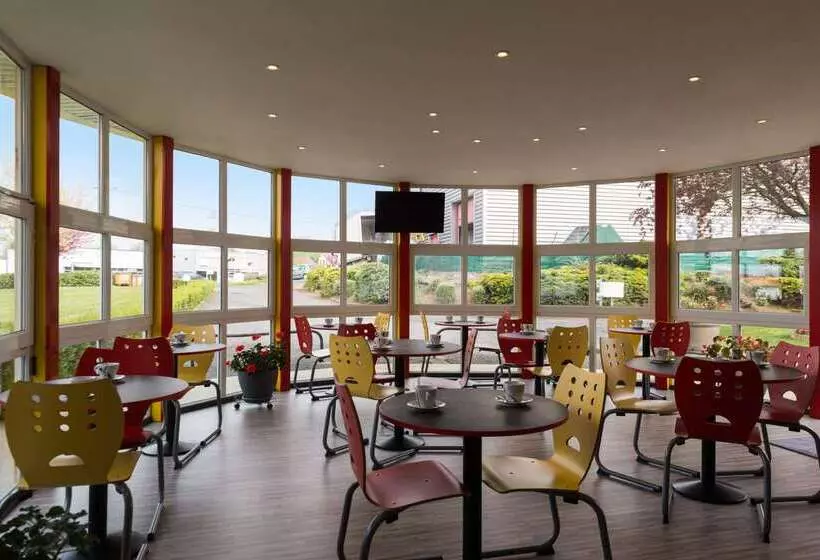 هتل The Originals Access Aéroport, Hôtel Aurillac