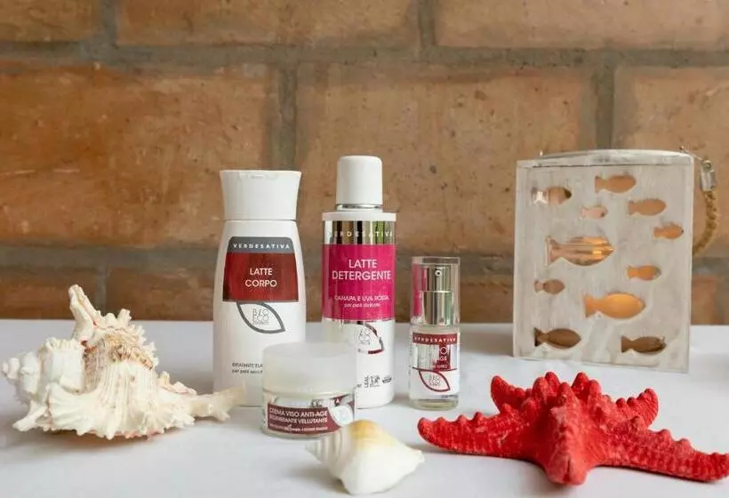 اقامتگاه Eco Village Baia Delle Ginestre