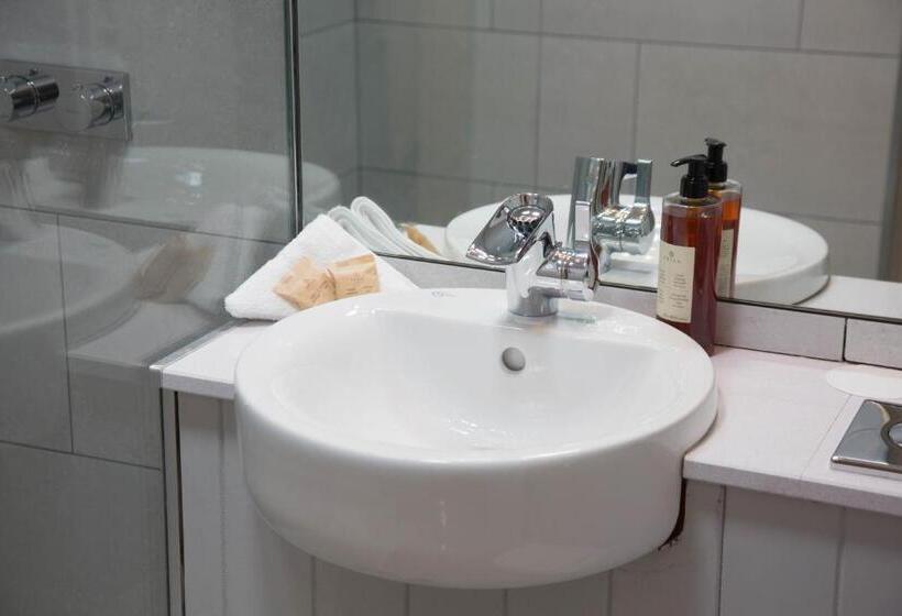 Waterfront Hotel Dungloe