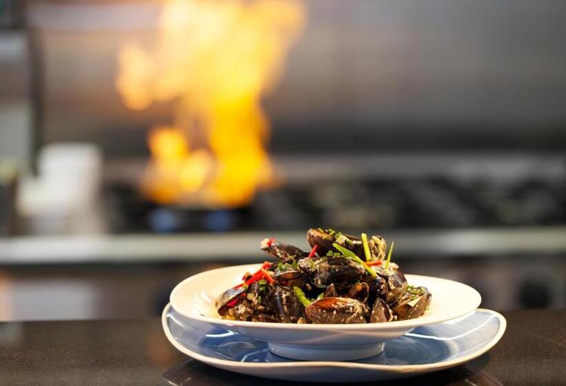 Waterfront Hotel Dungloe