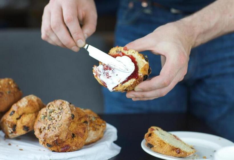 Waterfront Hotel Dungloe