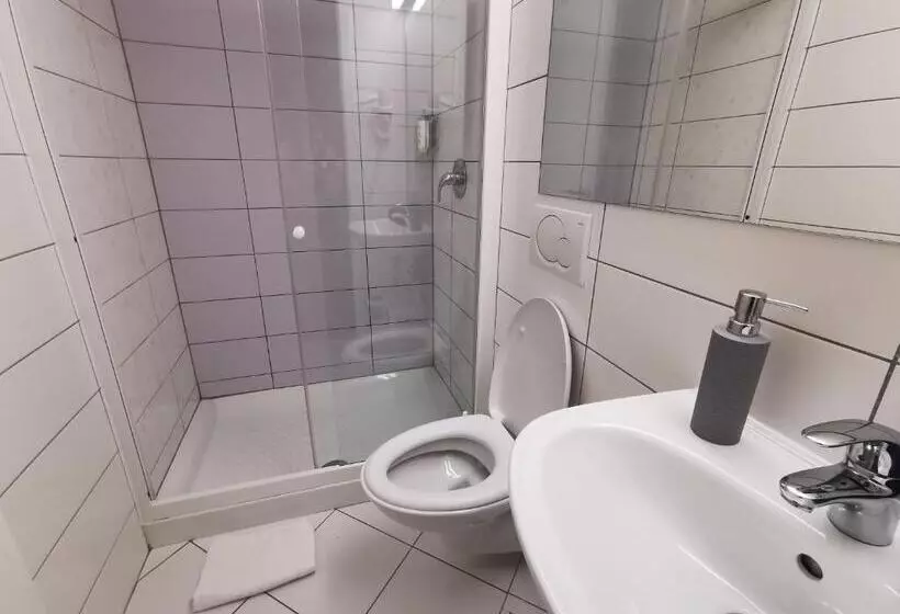 تختخواب و صبحانه Rooms Sincere 1830