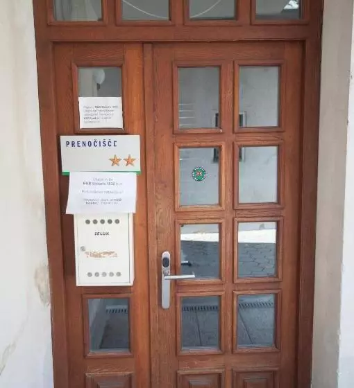 تختخواب و صبحانه Rooms Sincere 1830