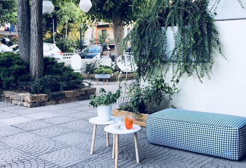 Hotel Aplo Breakfast Experience