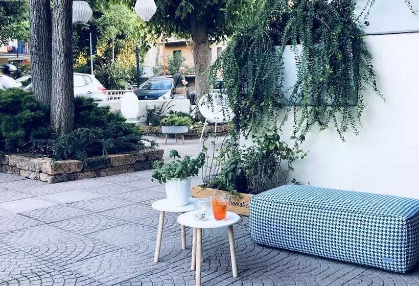 Hotelli Aplo Breakfast Experience
