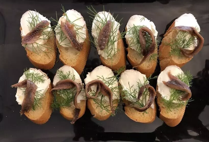 Hotelli Aplo Breakfast Experience