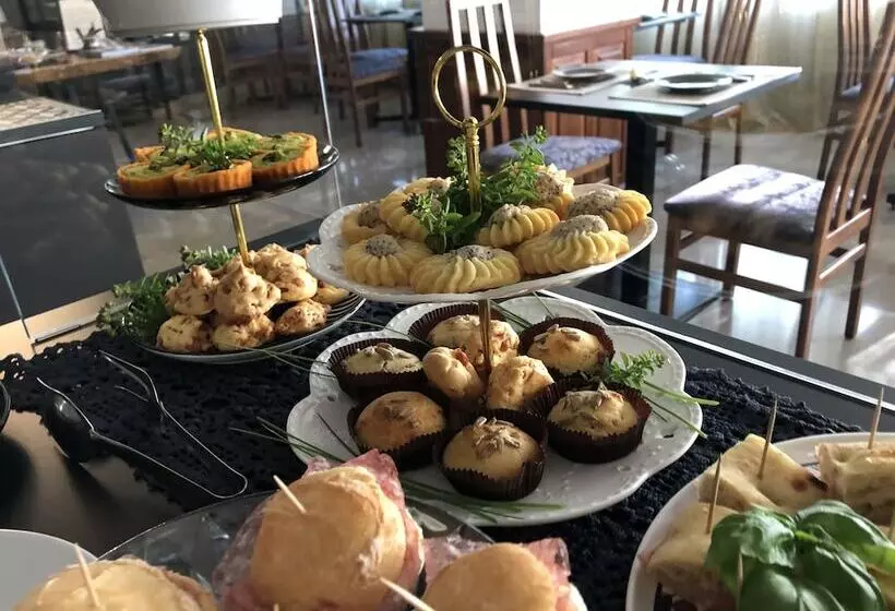 Hotelli Aplo Breakfast Experience