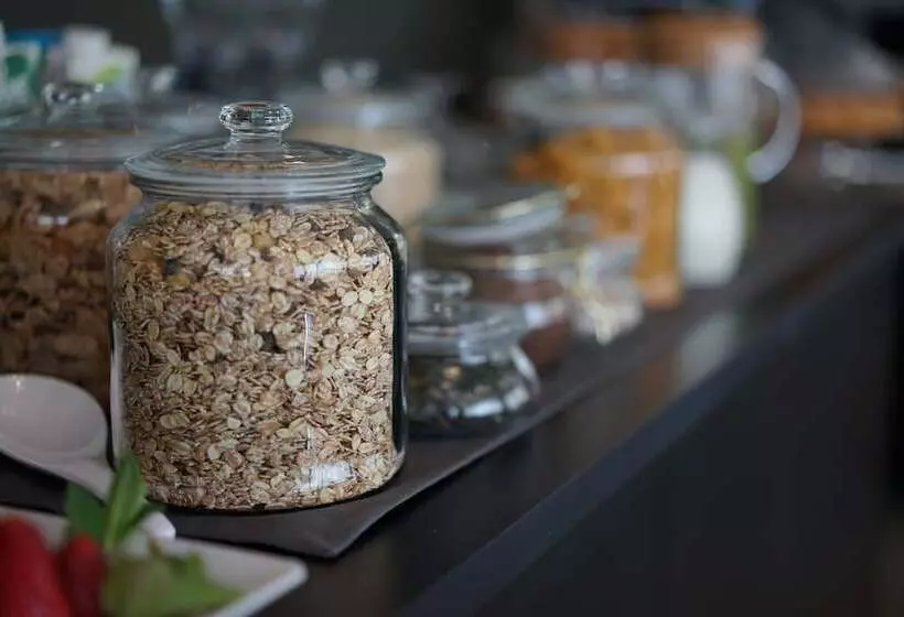 Hotelli Aplo Breakfast Experience