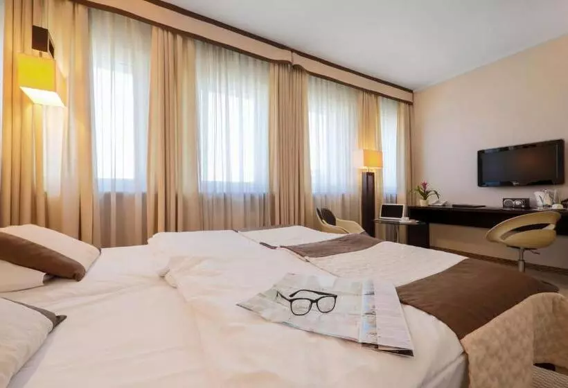 בית מלון כפרי Borowiecki