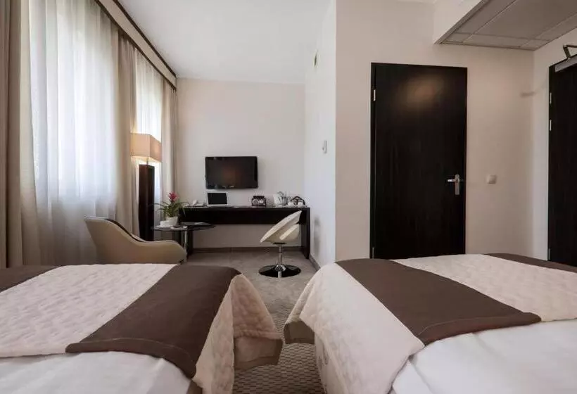 בית מלון כפרי Borowiecki