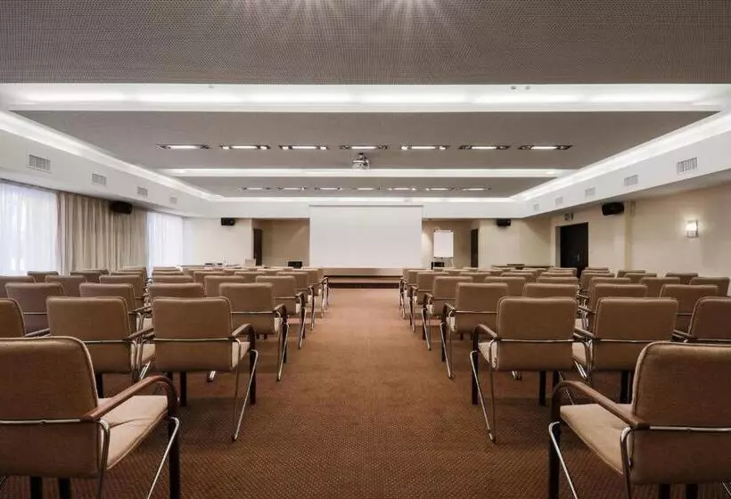 בית מלון כפרי Borowiecki