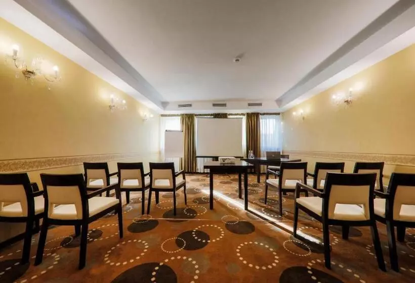 בית מלון כפרי Borowiecki