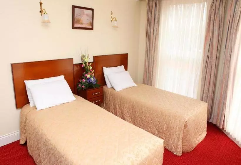 Hotel Gatwick Cambridge