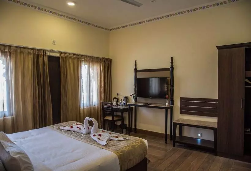 Отель Labh Garh Palace