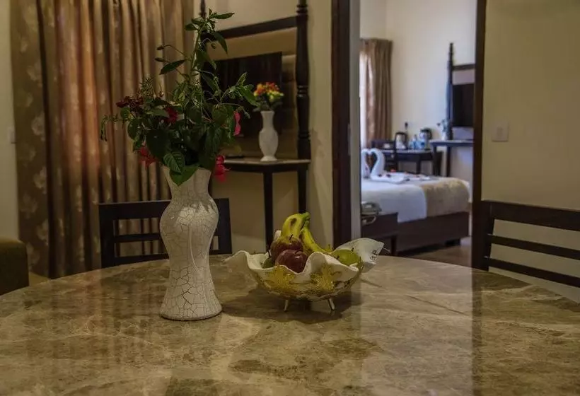 Отель Labh Garh Palace